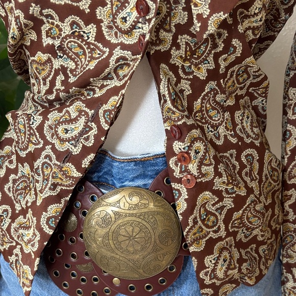 Gorgeous Vintage, feminine Paisley Long Sleeve Blouse 🤩 - Picture 3 of 10